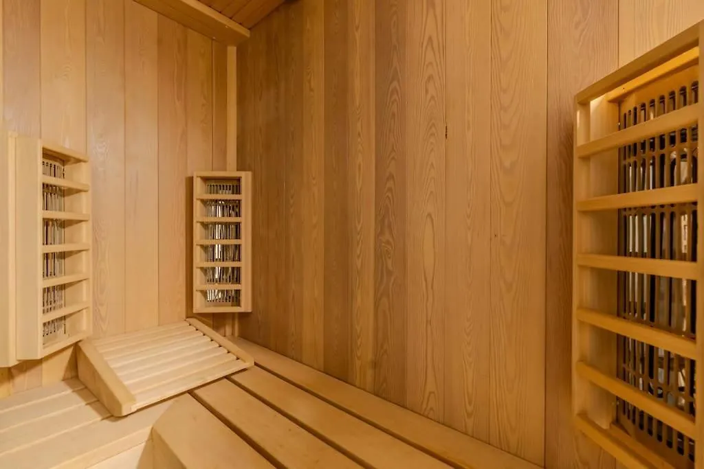 Duomo 8 Min Walk - Sauna Privata, Design & Wi-Fi ミラノ 0*,  イタリア